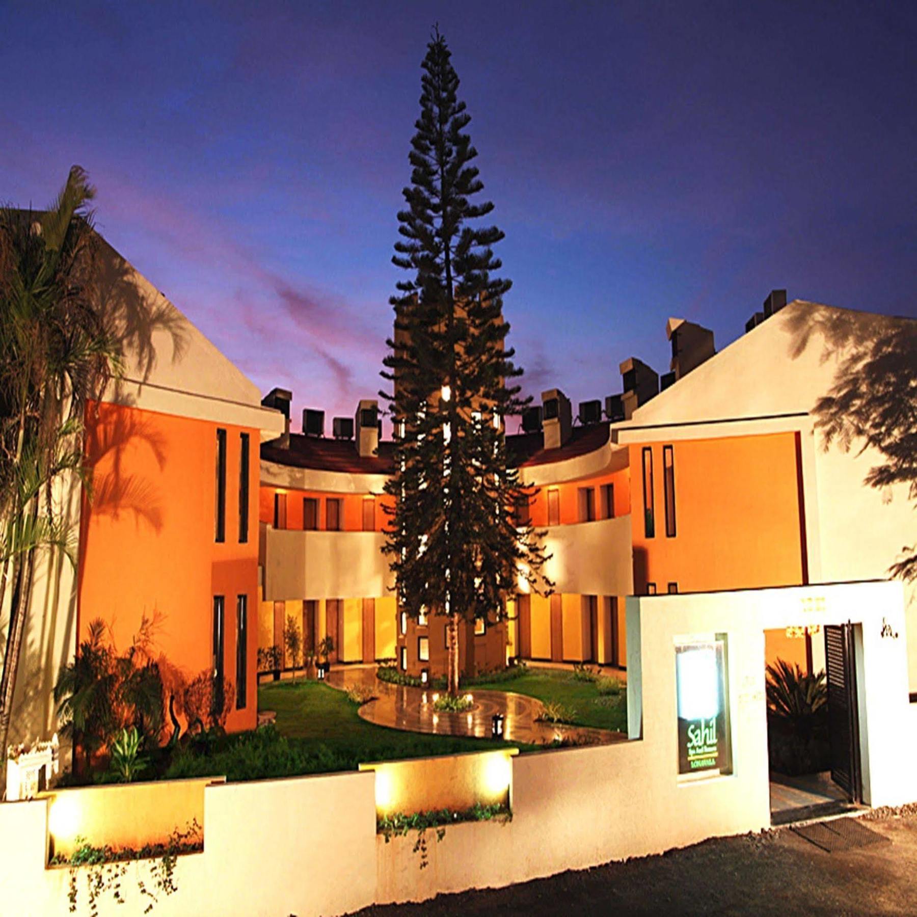 Sahil Sarovar Portico Lonavala Extérieur photo